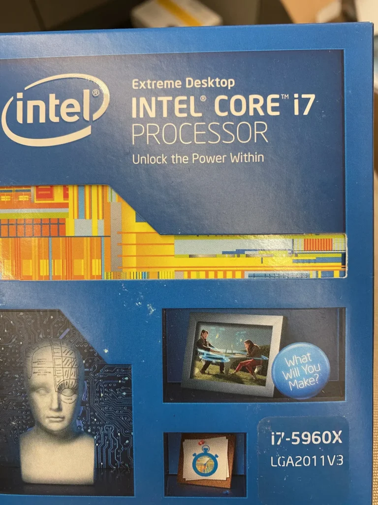 Intel Core i7-5960X Extreme Edition processor box with LGA2011-v3 socket.