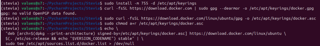 Terminal commands installing Docker GPG key and repository on Ubuntu in Stevia directory.